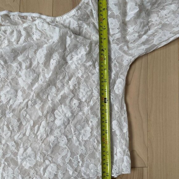 White Lace Boho Top – Off-Shoulder Romantic Flowy Blouse - Picture 6 of 8